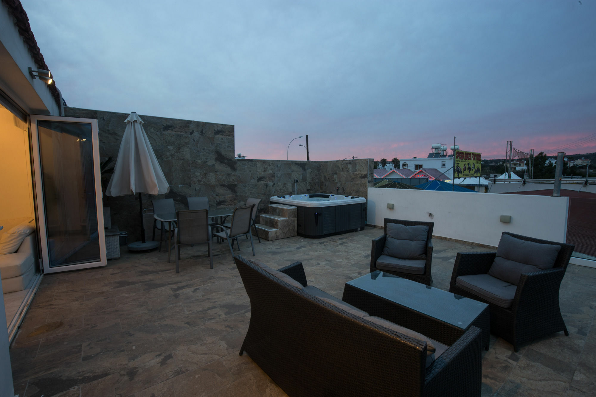 Tnk Luxury Agia Napa